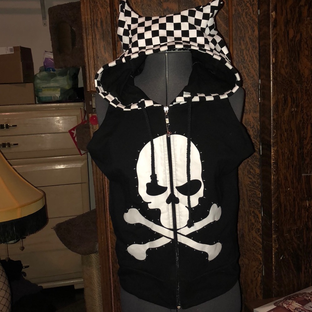 Skull hoodie